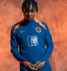 Camiseta larga Nike Netherlands Strike ADV Elite Training con cremallera 1/4 2024-2025 Azul